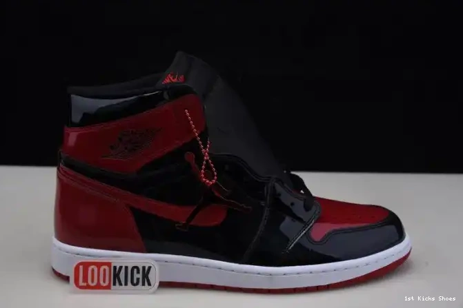 1st Kicks Shoes Jordan Patent Air OG High Bred 555088-063 1 0517